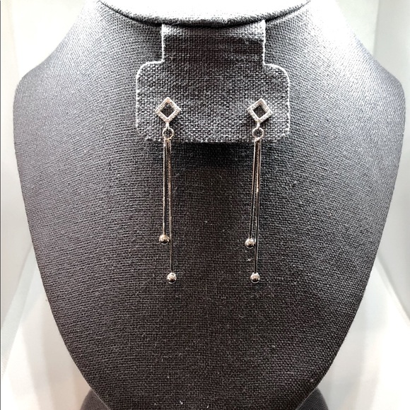 Cubic Zirconia Diamond Dangling Chain Earrings - Picture 5 of 7